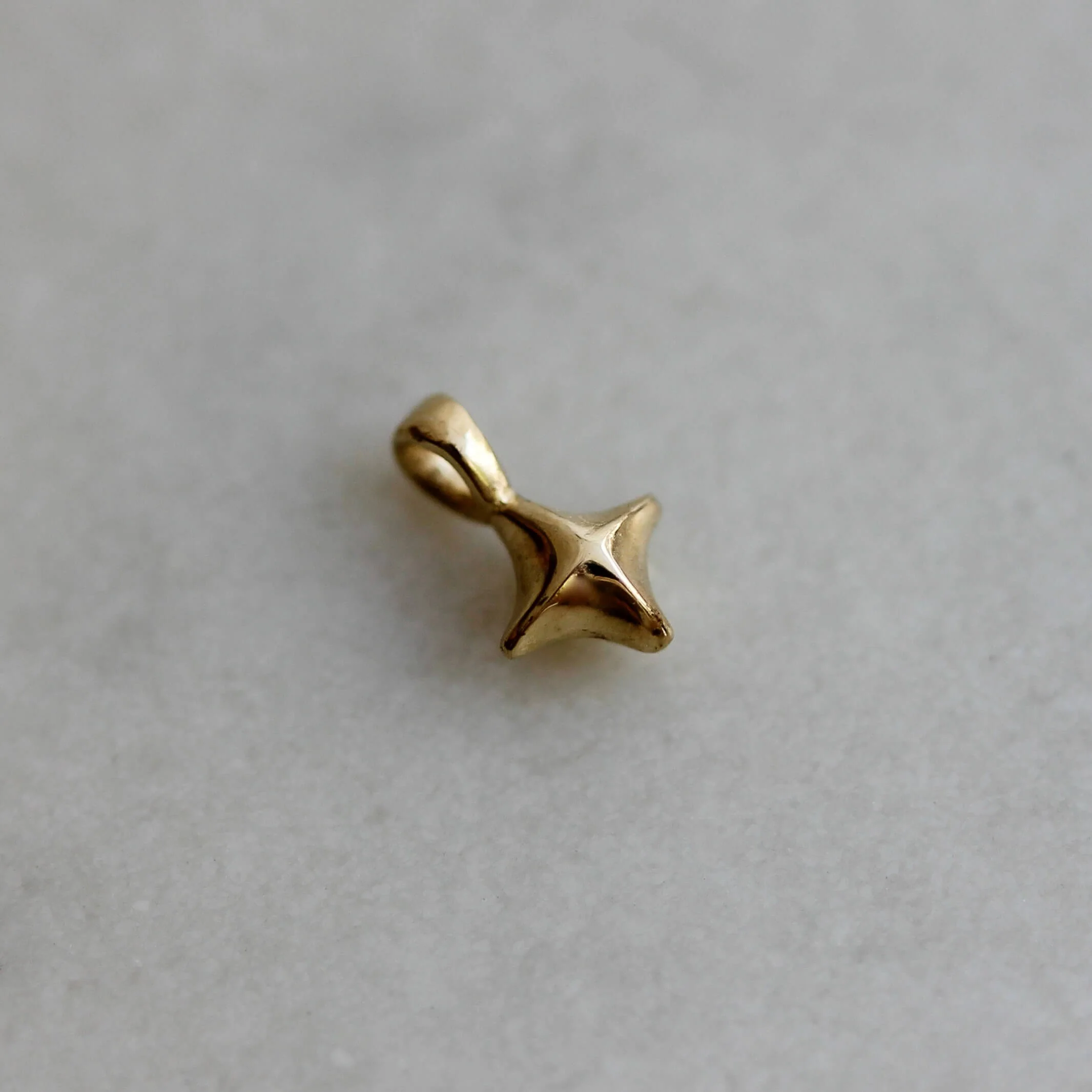 תליון כוכב מיי זהב 14K - Image 8
