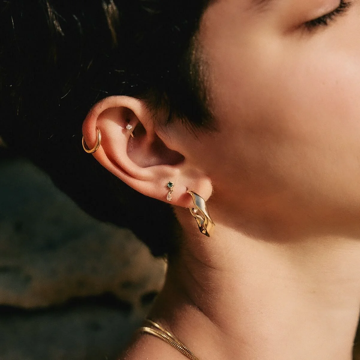 עגילי אואזיס צמודים אבן חן ויהלום מעבדה זהב 14K - Image 7